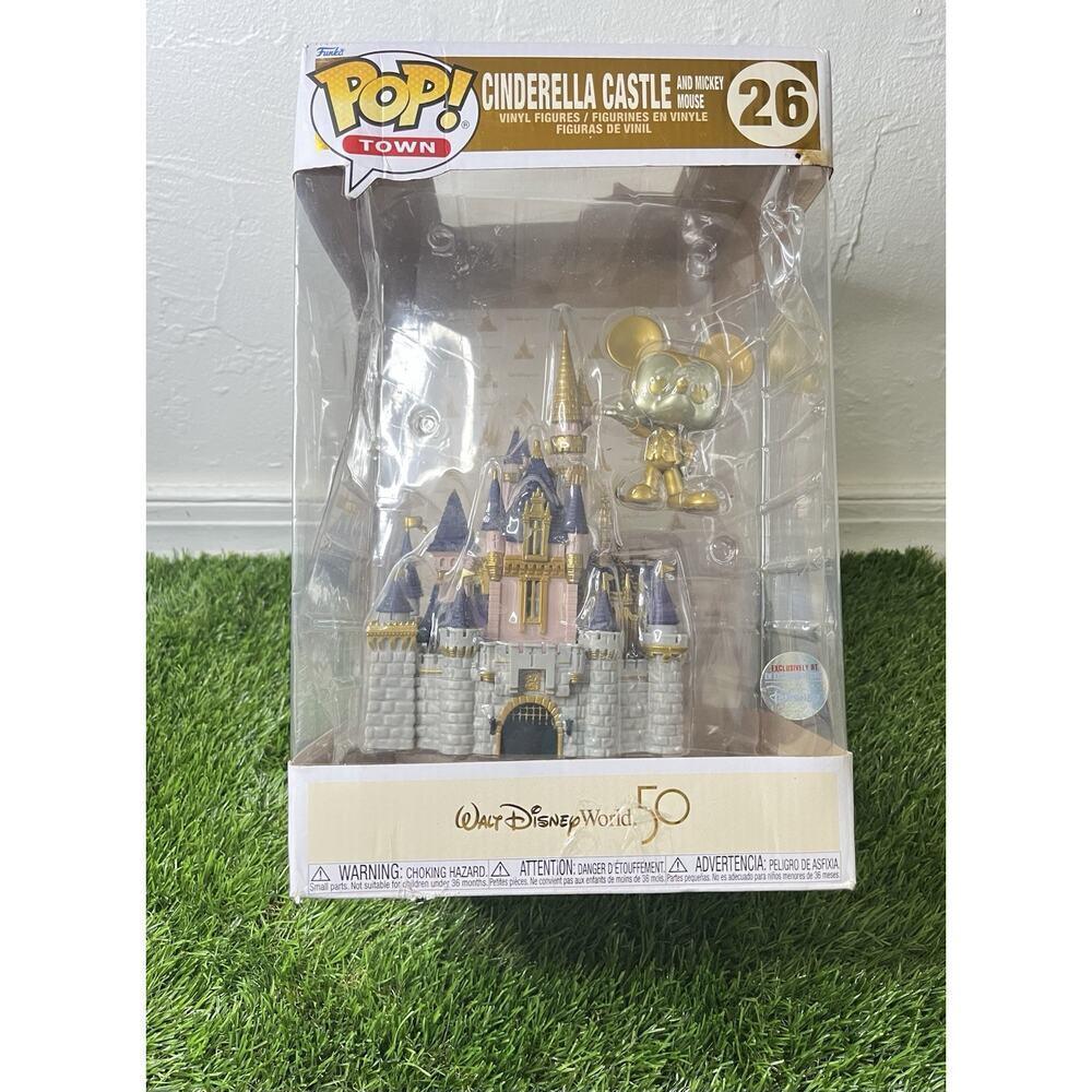Funko POP #26 Walt Disney World 50th Anniversary Cinderella Castle Gold Mickey